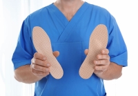 5 Benefits of Orthotic Shoe Inserts